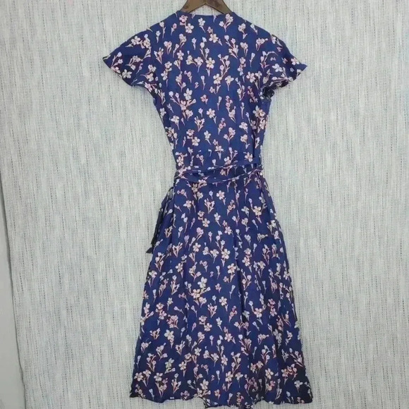 NWT Draper James 100% Linen Wrap Dress Size 6 Ruffle Floral Fit & Flare - Picture 2 of 10